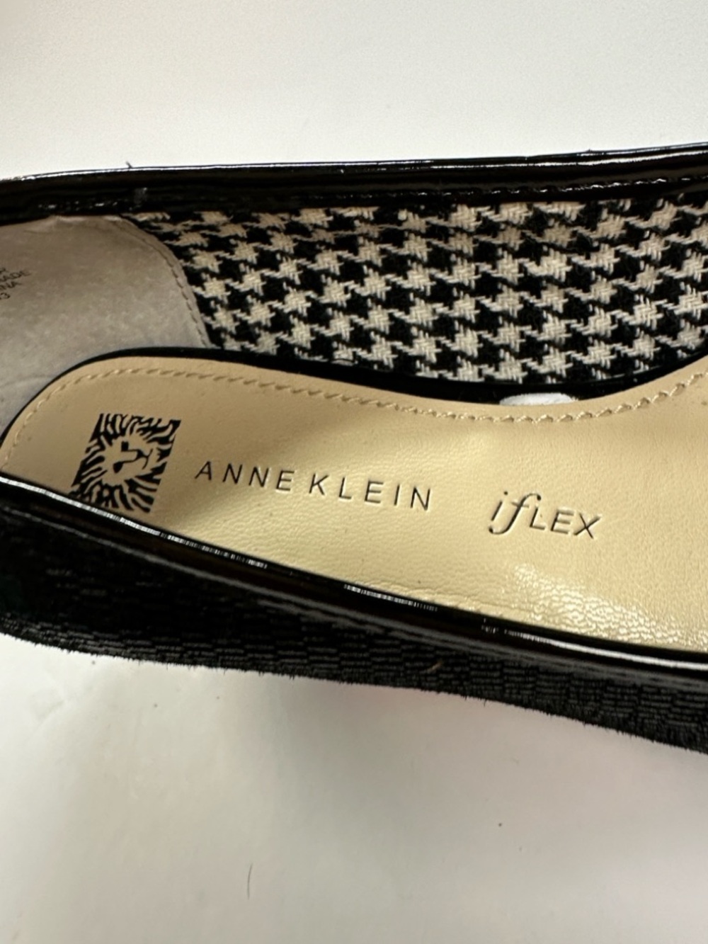 Anne Klein AKMADALON Iflex Leather Kitten Heel Pump Textured Size 6 - Picture 7 of 13